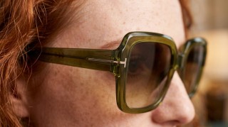 Tom Ford Kaya FT1082 51F 54 Vygenerovaný obrázok